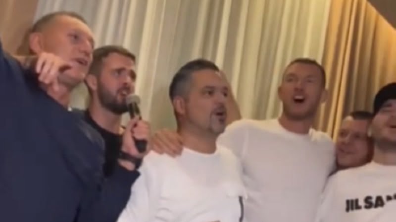 (VIDEO) Crnogorski pjevač proslavio pobjedu sa Zmajevima uz poznati hit, Pjanić 'ukrao' mikrofon