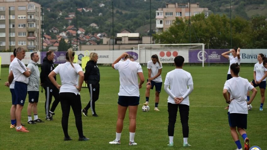 Okupile se bh. reprezentativke, oglasila se Hurem