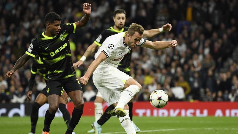 Sprema se bomba na Ostrvu: Kejna kupuje engleski gigant