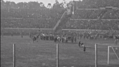 Od Sentenarija do Lusaila: Montevideo, Musolini i Monti