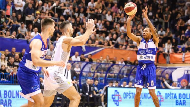 Partizan razbio Mornar, Rasel potpuno nemoćan