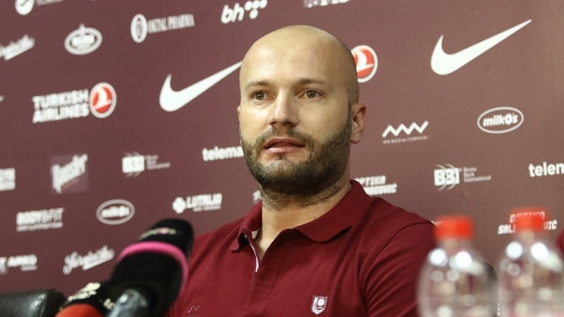 Oglasio se Hadžić nakon napuštanja Sarajeva