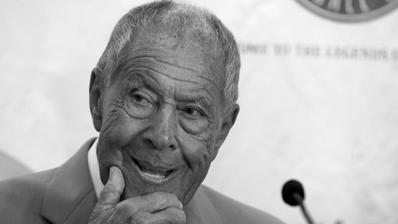 Preminuo Nik Bolitijeri