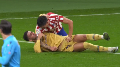 (VIDEO) Tores udario u tvrdo: Savić namlatio Španca, pa obojica isključeni