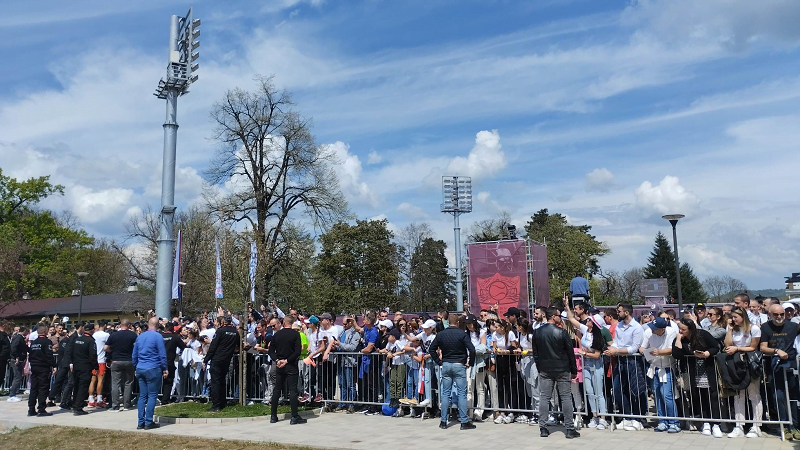 Red za slikanje s Novakom