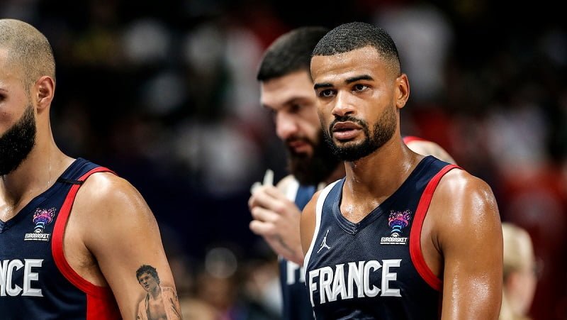 Luvavu se vratio u Francusku