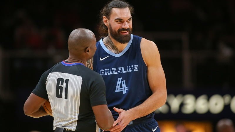 Stiven Adams propušta sezonu