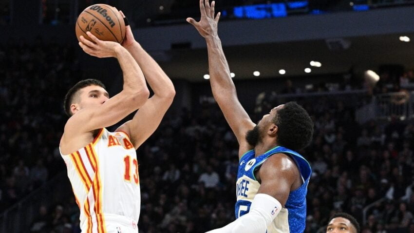 Foto dana: Osam i po