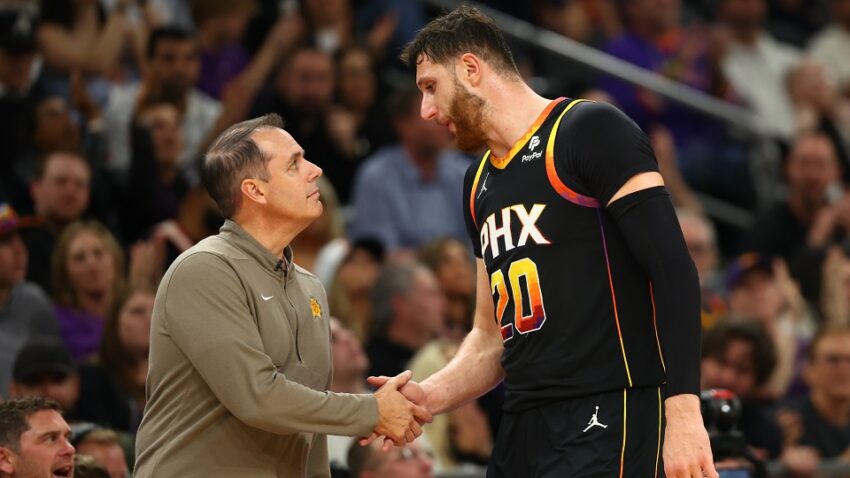 (VIDEO) Nova sjajna partija Nurkića i pobjeda Finiksa u Arizoni