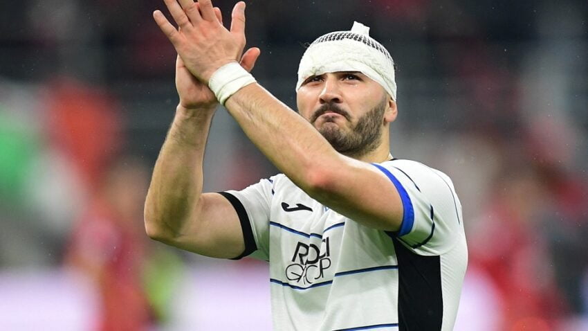 (VIDEO) Kolašinac spasio čist gol, pa zbog povrede morao napustiti teren
