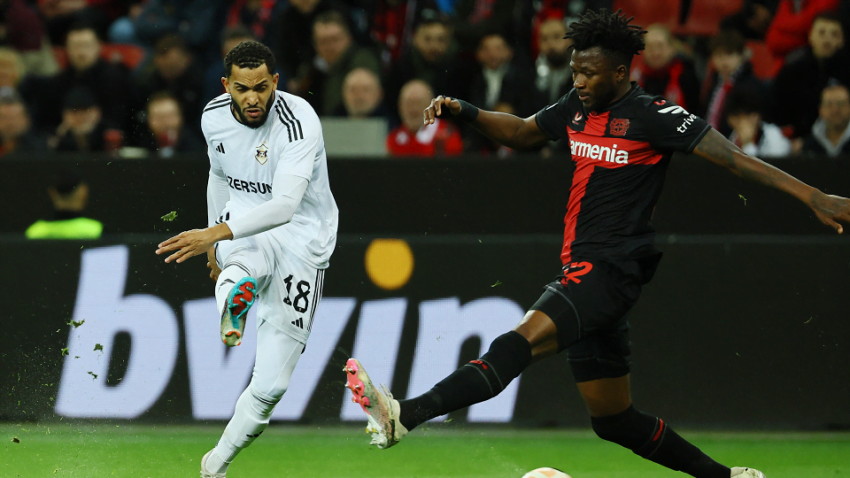 (VIDEO) Šik u sudijskoj nadoknadi rastužio Karabag i odveo Bajer dalje