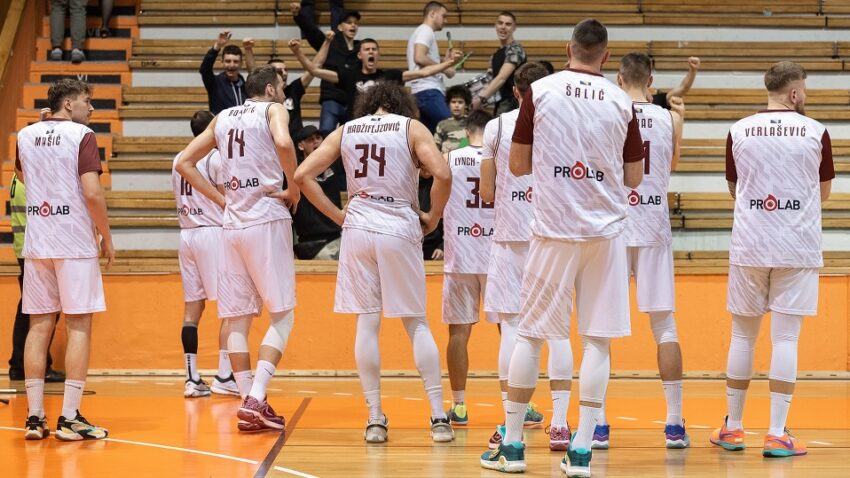 Foto dana: Podrška i u porazu