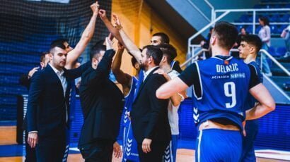 (VIDEO) Nevjerovatan pogodak Harisa Delalića sa centra