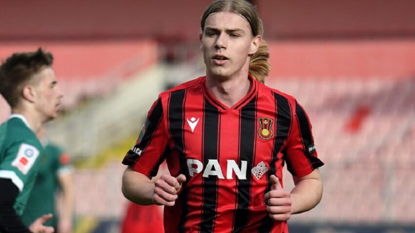 Tabaković napustio Čelik i vratio se u svoj klub