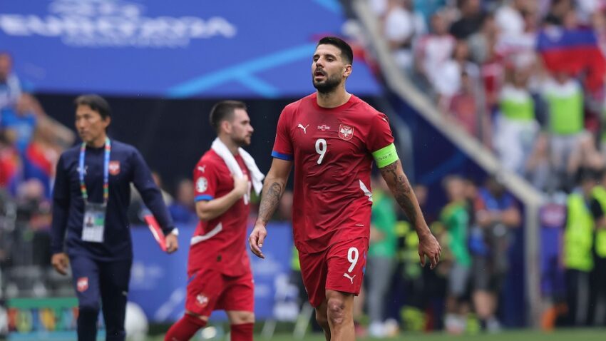 Mitrović: Nismo ispoštovali dogovor iz svlačionice, mučno je bilo biti na terenu