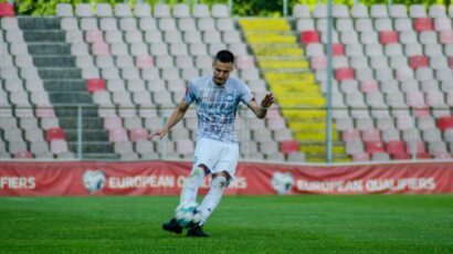 Ponovo se digla prašina oko Sim Bau i dugova: “Najveći prevarant”