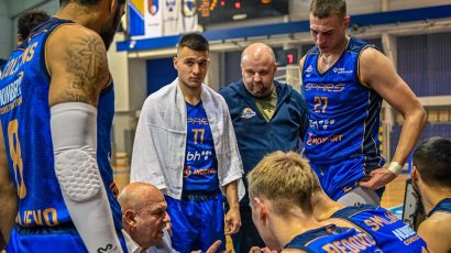Spars savladao Mladost