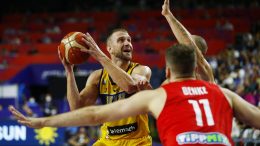 Centar Dubaija se emotivno oprostio od doskorašnjeg kapitena reprezentacije BiH