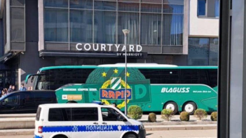 (FOTO) Fudbaleri Rapida stigli u Banjaluku