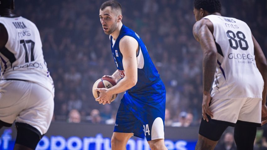 Kenan Kamenjaš pred transferom karijere: Mogao bi da zaigra u Evroligi