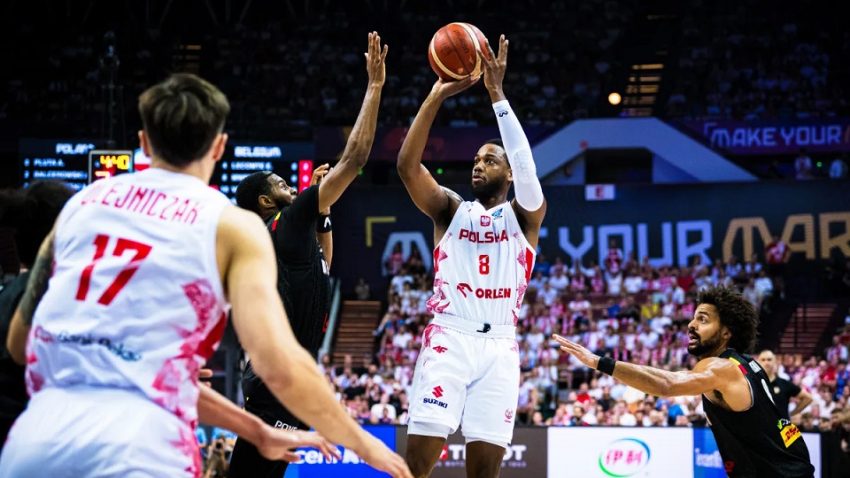 Belgija za kraj grupne faze slavila protiv Poljske