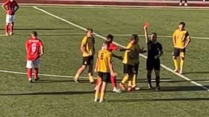 (VIDEO) Utakmica Druge lige FBiH o kojoj se priča: Sudija obilježio meč svojim nevjerovatnim odlukama