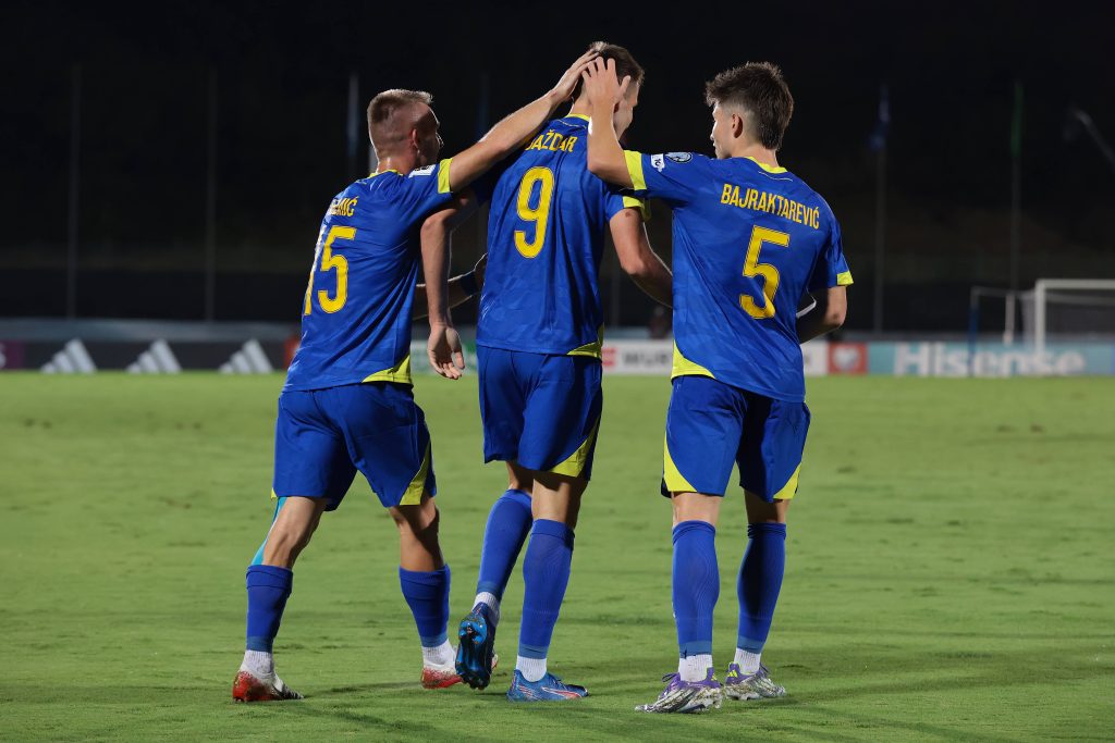 (FOTO) Amar Memić poslao emotivnu poruku pred meč sa Rumunijom 1 BiH, aMAR mEMIĆ, sAMED bAŽDAR. eSMIR bajraktarević