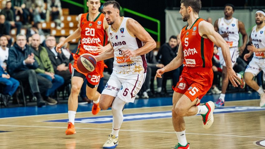 Bosna prokockala dvocifrenu prednost i pala nakon produžetka