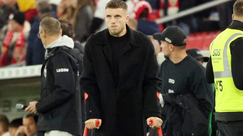 (VIDEO) Ermedin Demirović nasmijao sve, Zmajevi se priključili u komentarima