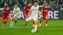 Barbarez zadovoljno trlja ruke, špic Zmajeva ponovo pogodio za Borusiju