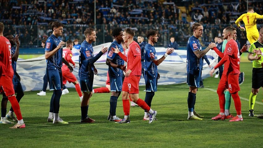 (VIDEO) Hrkać panenkom donio Veležu prednost na Grbavici