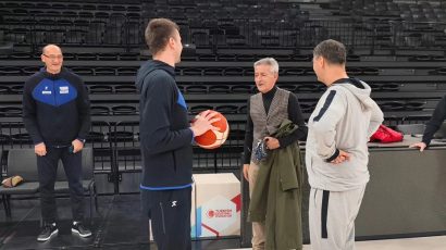 Čuveni trener posjetio trening košarkaša Bosne i Hercegovine