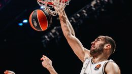 (FOTO/VIDEO) Kenan Kamenjaš izveo još jedno brutalno zakucavanje u novoj pobjedi Dubaija