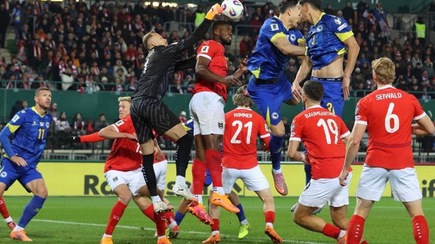 I jedni i drugi stvorili fenomenalan ambijent: Poznato koliko je bilo publike na meču Austrija - BiH