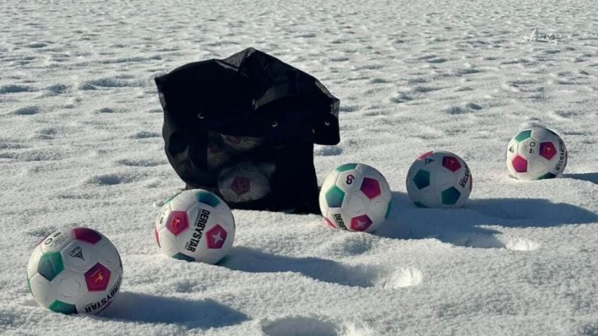 Snijeg pravi probleme: Odloženo sedam mečeva u Federaciji BiH