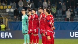 (FOTO) Duel Dinamo Kijev - Zrinjski započeo minutom ćutnje u čast Mladena Žižovića