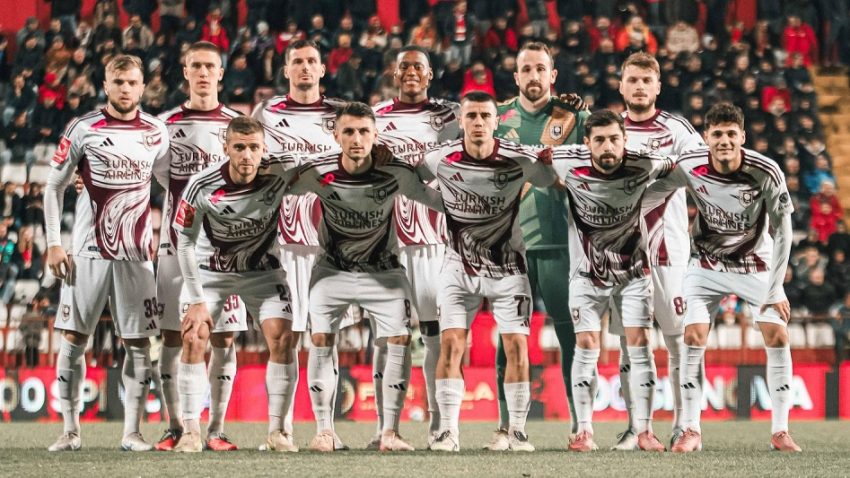 Skromna fudbalska predstava u Mostaru, Velež i Sarajevo odigrali poluvrijeme bez pogodaka