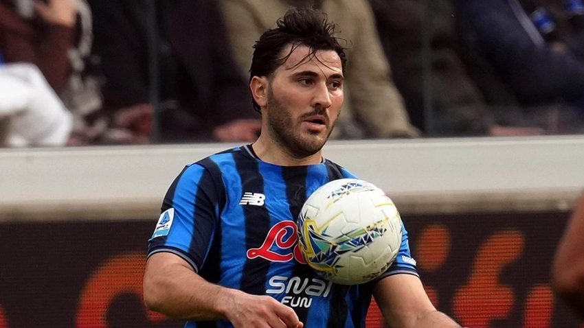 Nova briga za Barbareza: Kolašinac zbog povrede izašao ranije iz igre