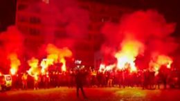 (VIDEO) Navijači Čelika napravili spektakularnu uvertiru pred Sarajevo: Neka se prepričava generacijama