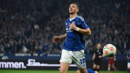 Ovo su svi čekali: Džeko se oporavio i spreman je da Šalke vrati u Bundesligu