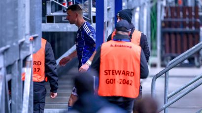 (VIDEO/FOTO) Edin Džeko postigao gol, pa isključen, Nikola Katić skrivio penal: Šalke nakon drame ostao bez sva tri boda