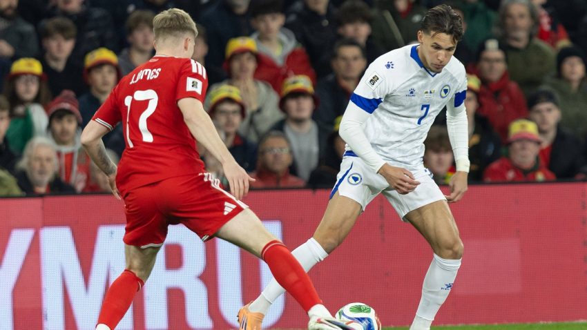 Tvrda utakmica u Kardifu, stativa spasila Zmajeve