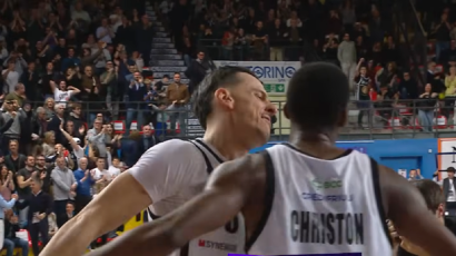 (VIDEO) Rođeni brat reprezentativca BiH srušio evroligaša