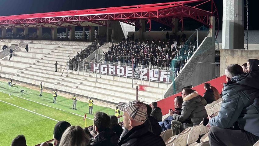 (VIDEO) Sarajevo razbijeno u Mostaru, ali pjesma Hordi zla ni tada nije stala
