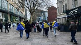 (VIDEO) Legendarni navijač Zmajeva napravio šou u Kardifu
