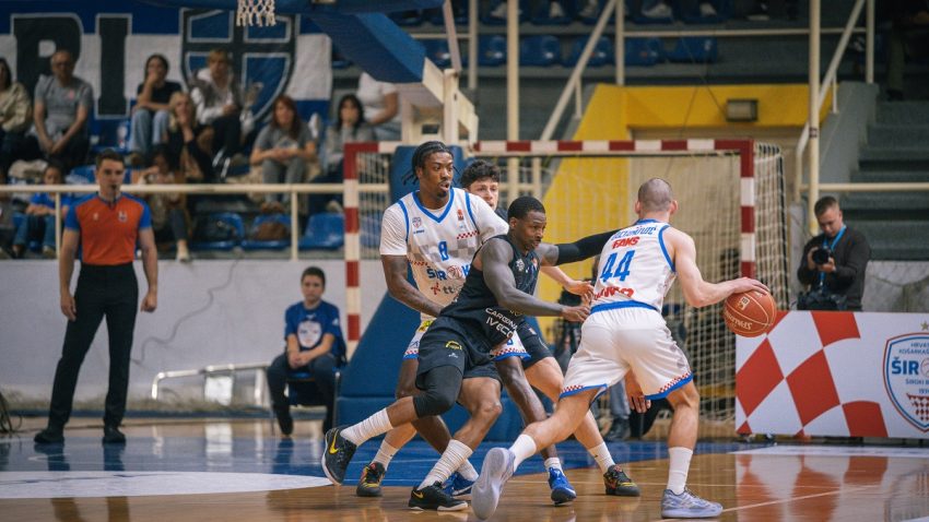 Široki na korak do povratka u ABA ligu, TFT pao u Pecari za vođstvo u seriji