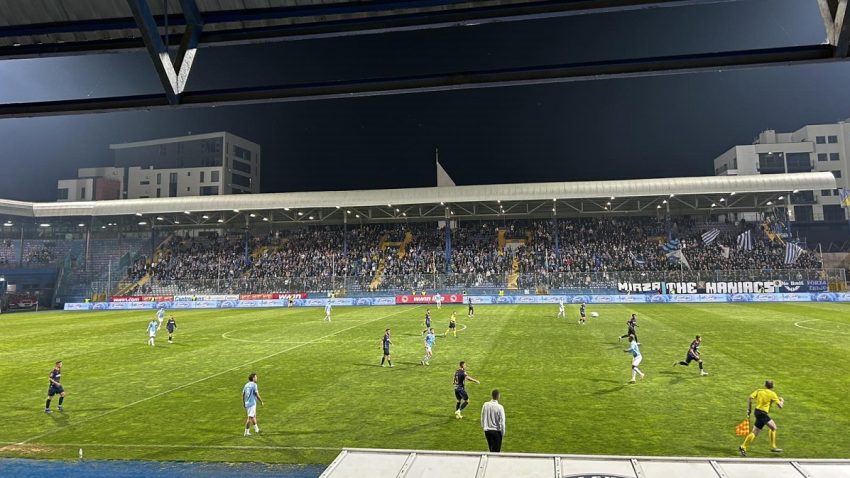 Po jedna velika šansa na obje strane, ali mreže mirovale tokom prvog poluvremena na Grbavici