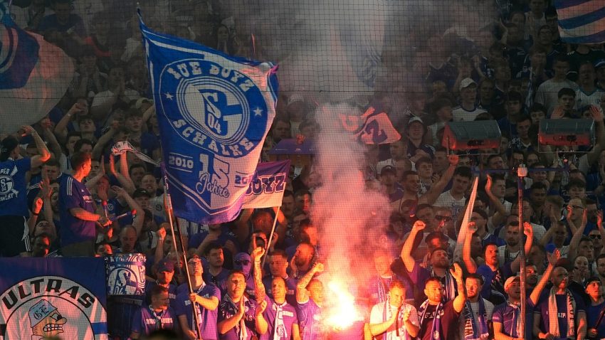 (VIDEO) Biće ovo besana noć u Gelzenkirhenu: Edin Džeko, Nikola Katić i Miron Muslić odveli Šalke u Bundesligu