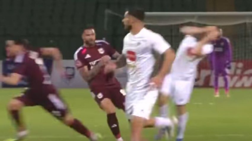 (VIDEO) Odluka koja će izazvati reakcije: Je li crveni karton za Karlosa ispravno dosuđen?